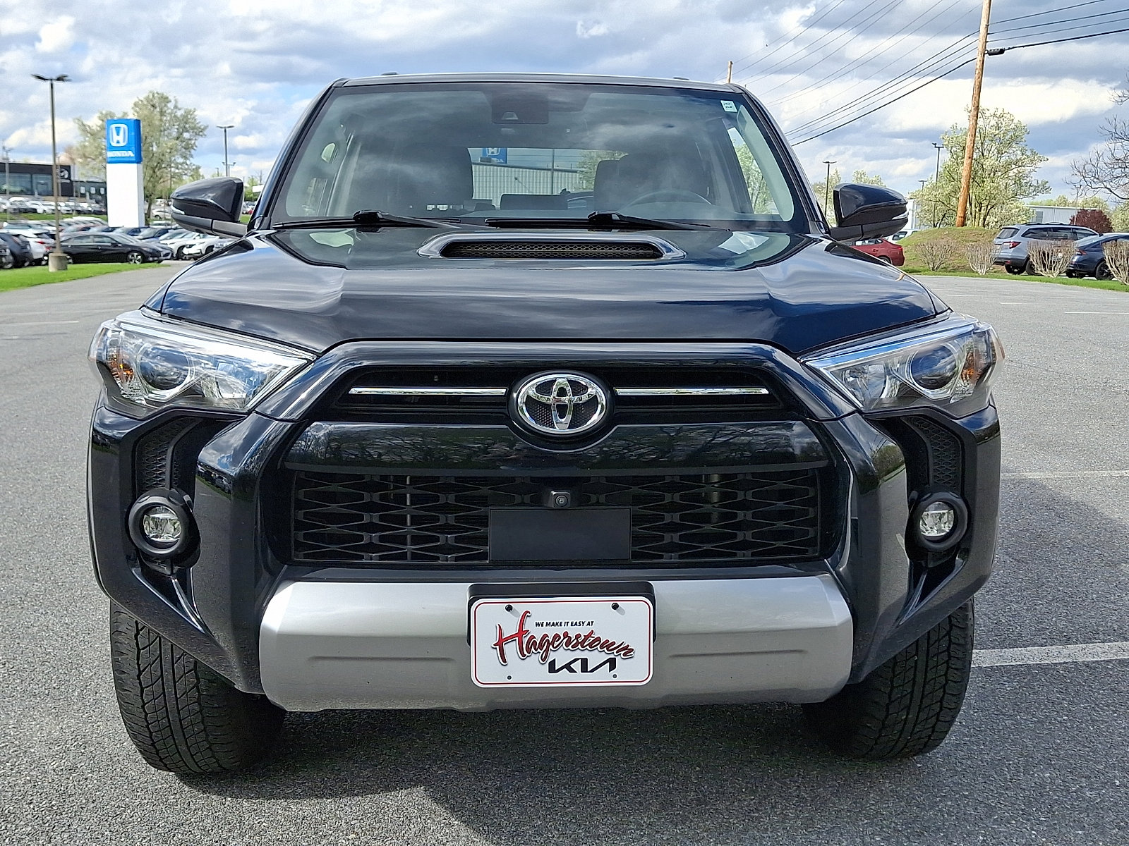 Used 2023 Toyota 4Runner TRD Off-Road Premium w/ Off Road Premium Plus Package image 2