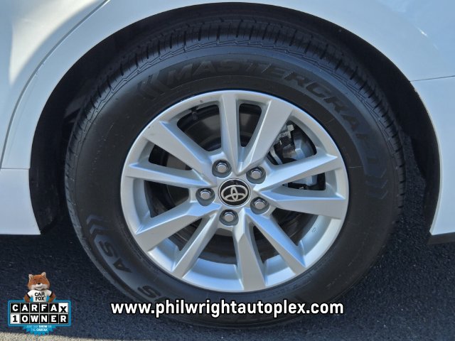 Used 2025 Toyota Camry LE FWD image 15