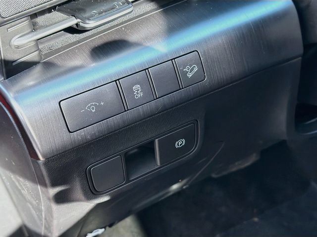 Used 2026 Hyundai Kona SEL Premium FWD image 10