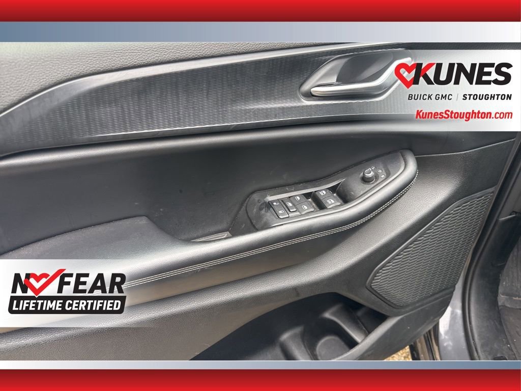 Used 2024 Jeep Grand Cherokee Laredo image 19