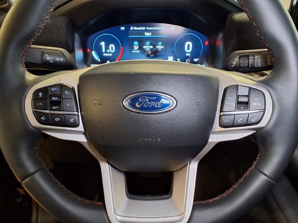 Used 2026 Ford Explorer Active w/ Active Comfort Package RWD image 13