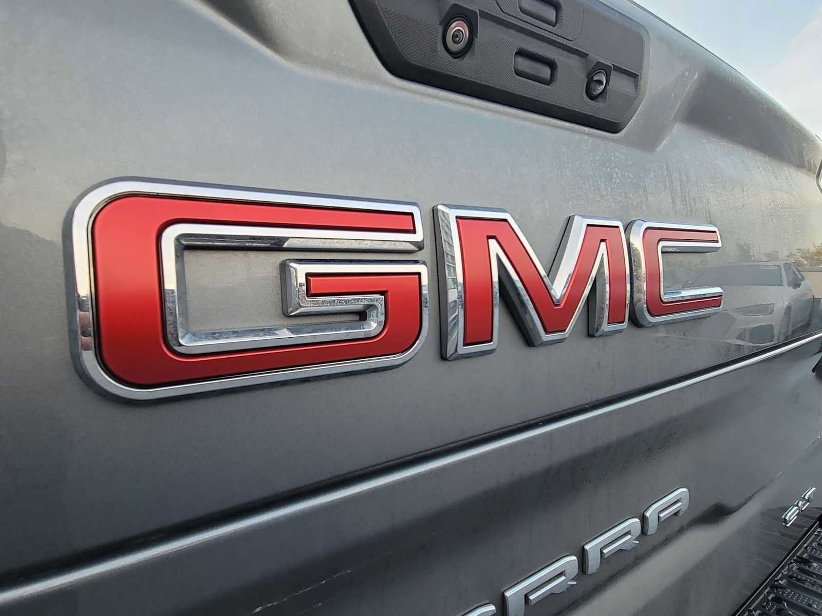 Used 2020 GMC Sierra 1500 SLT w/ SLT Premium Plus Package AWD/4WD image 10