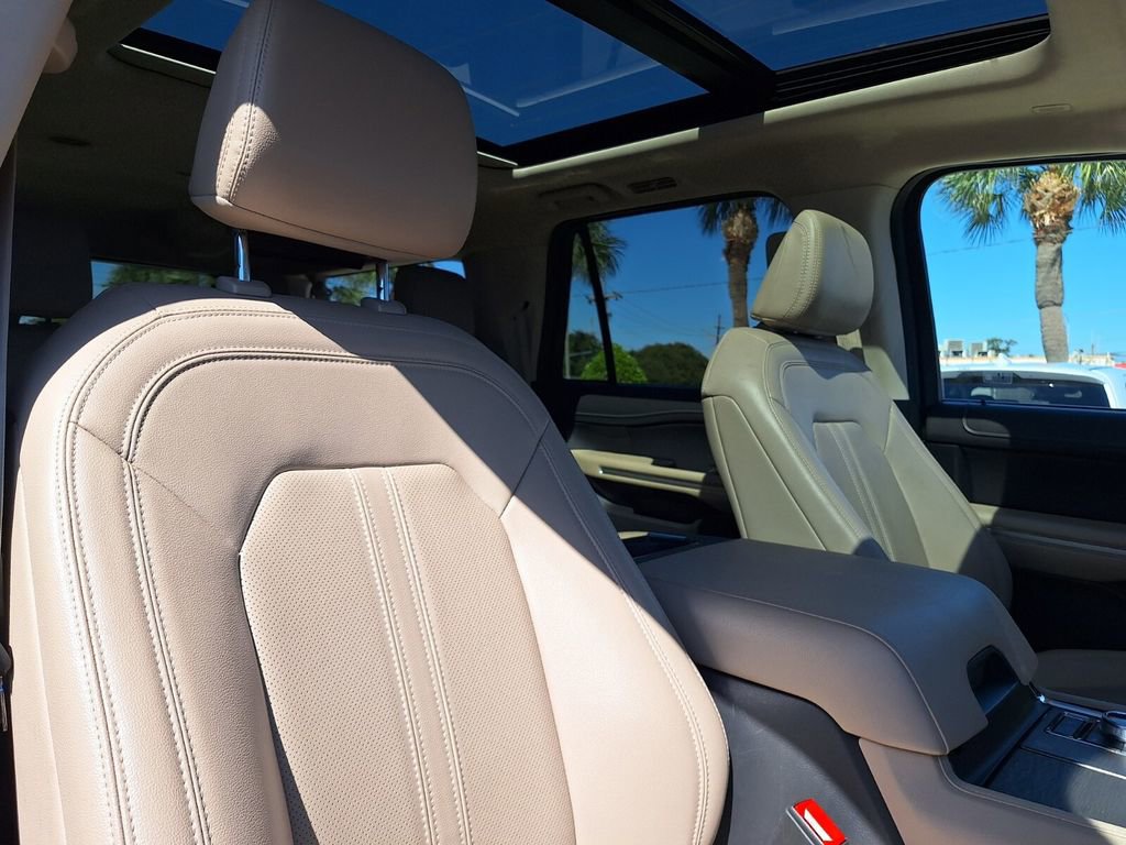 Used 2024 Ford Expedition Max Limited image 28