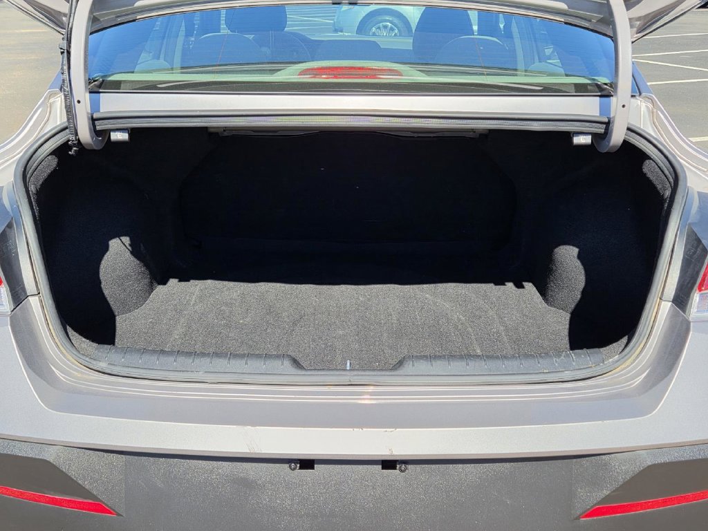 Used 2024 Hyundai Elantra SEL FWD image 42