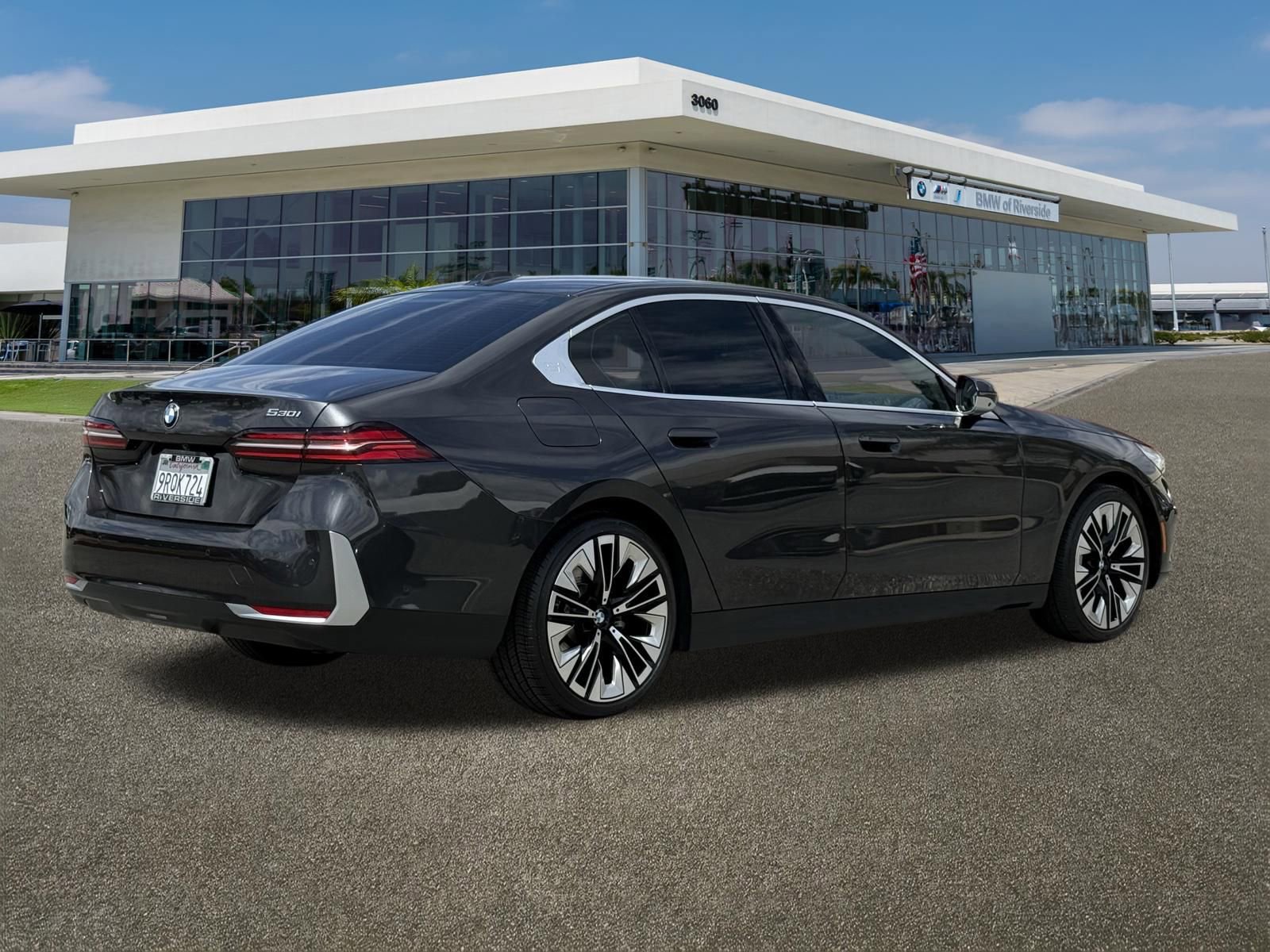 Certified 2024 BMW 530i w/ Premium Package RWD image 10