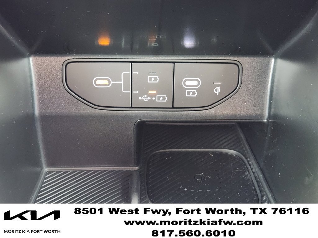 Certified 2025 Kia Sorento EX FWD image 22