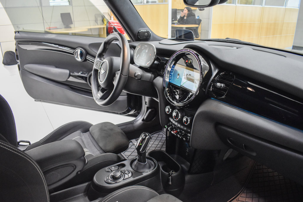 Used 2023 MINI Cooper John Cooper Works w/ Driver Assistance Package FWD image 13