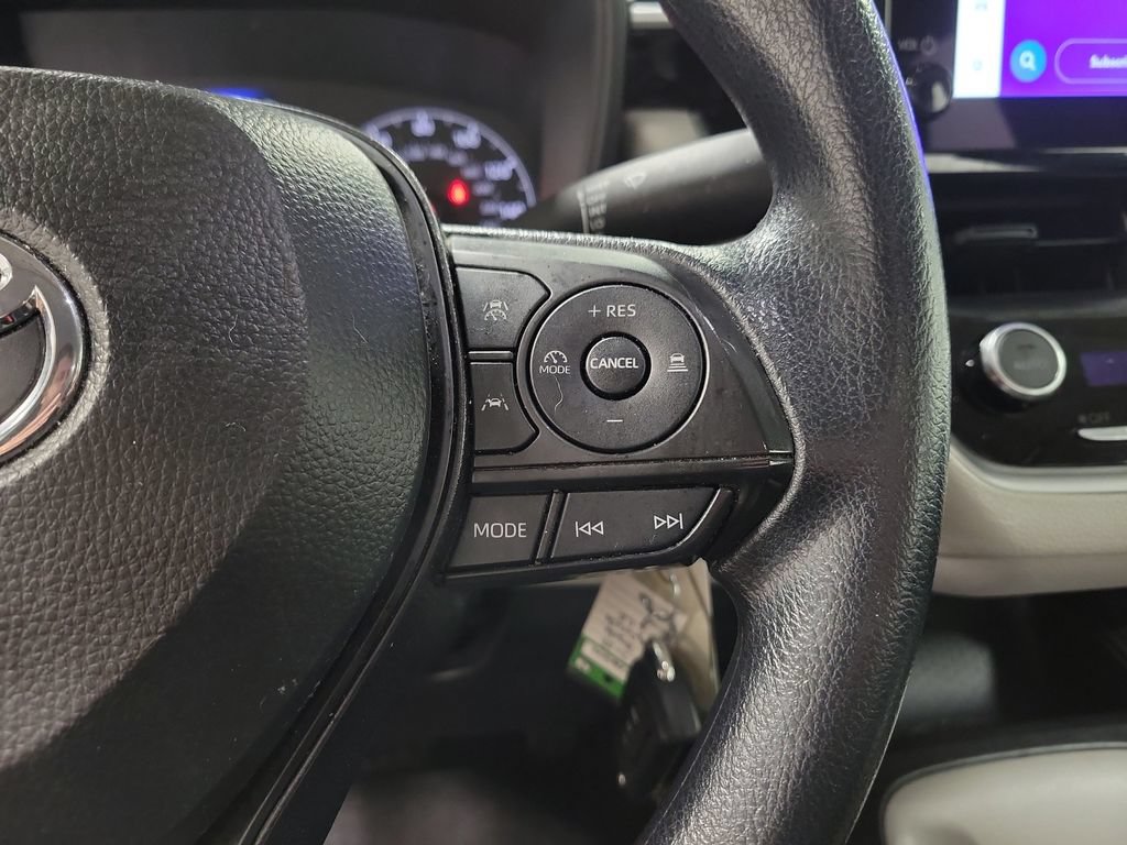 Used 2024 Toyota Corolla LE FWD image 22