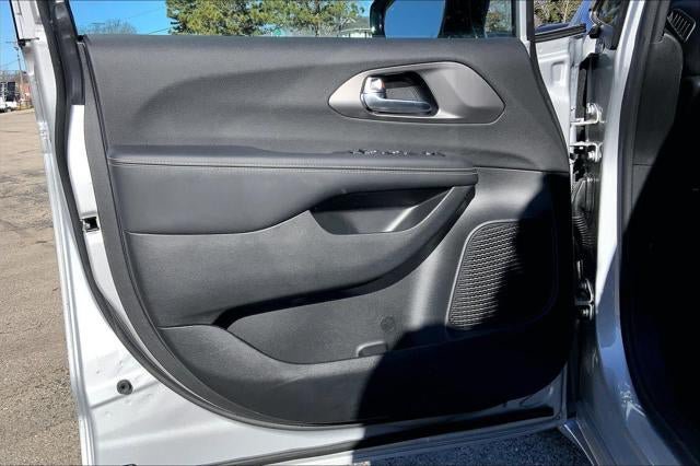 New 2026 Chrysler Voyager LX FWD image 46