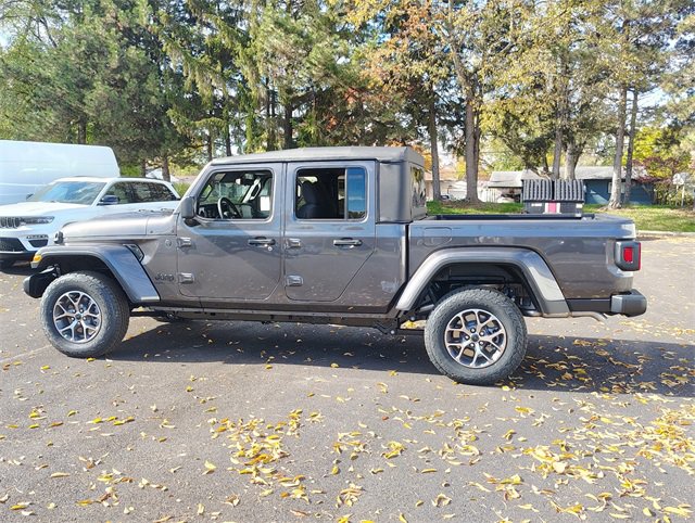 New 2026 Jeep Gladiator Sport image 9
