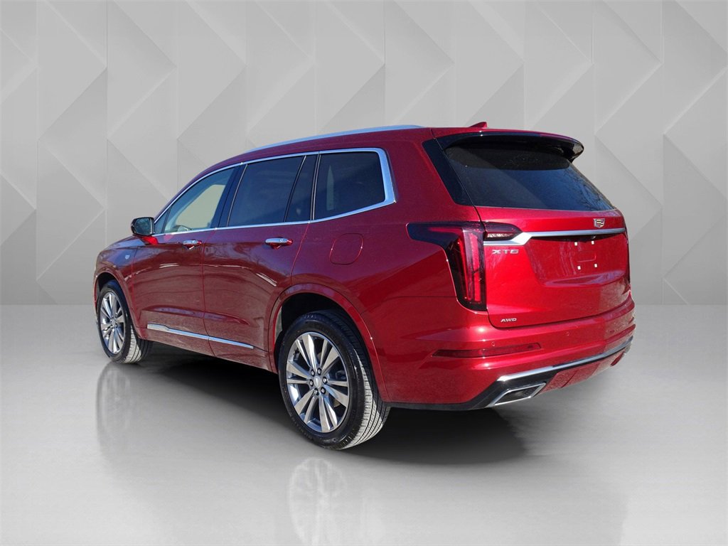 Certified 2024 Cadillac XT6 Premium Luxury image 3