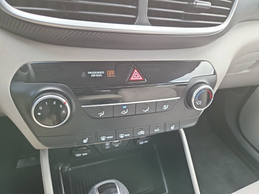Used 2020 Hyundai Tucson Value w/ Winter Weather Package image 37