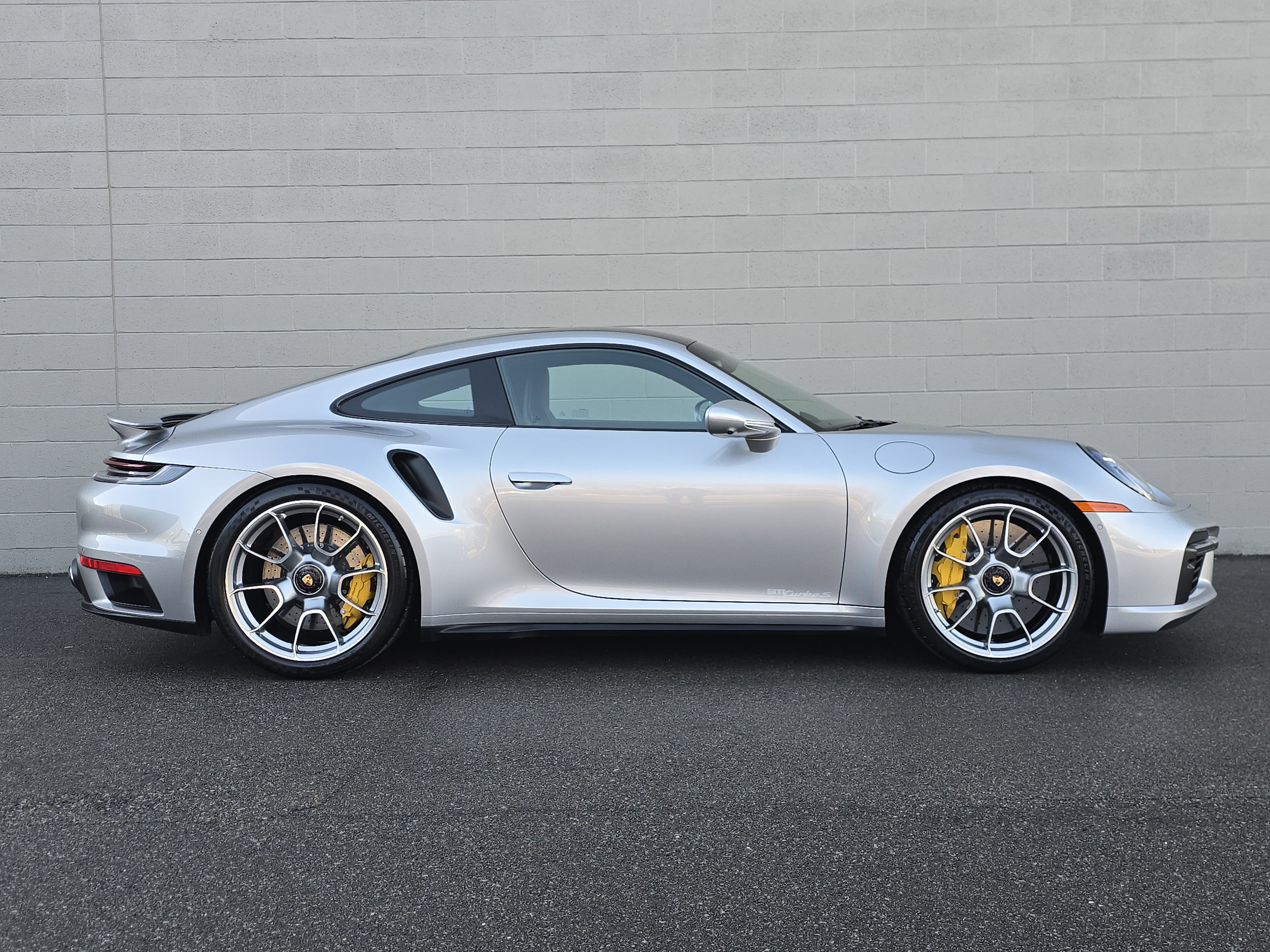 Certified 2022 Porsche 911 Turbo S image 10
