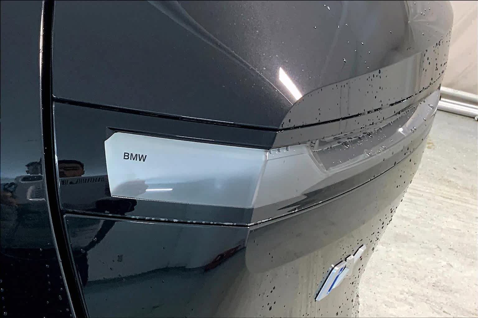 New 2024 BMW iX xDrive50 w/ Premium Package AWD/4WD image 14