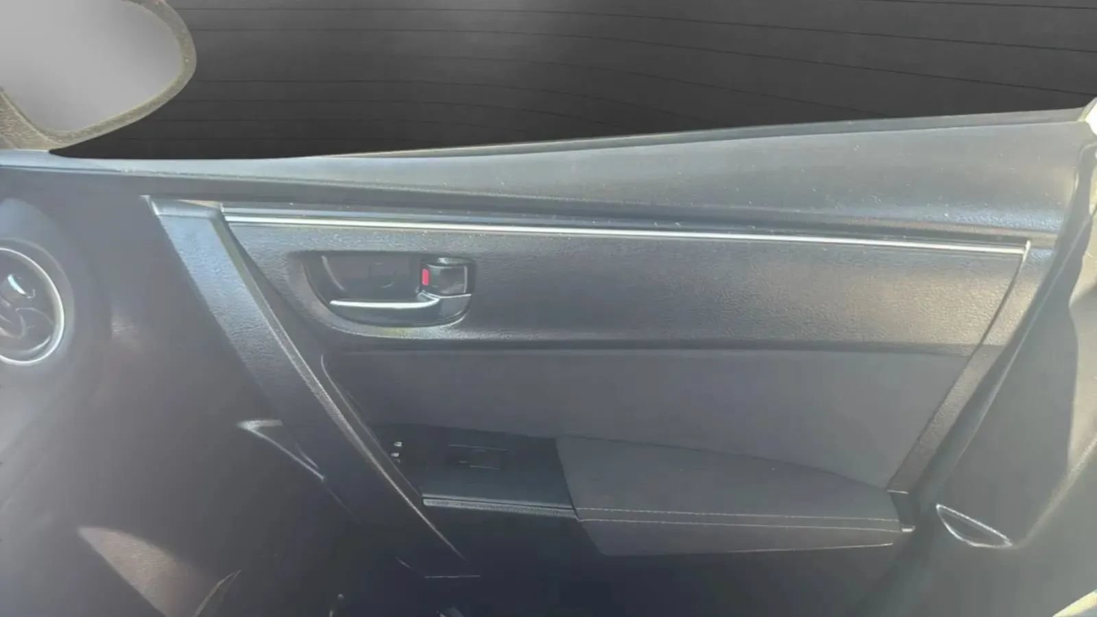 Used 2019 Toyota Corolla LE FWD image 20