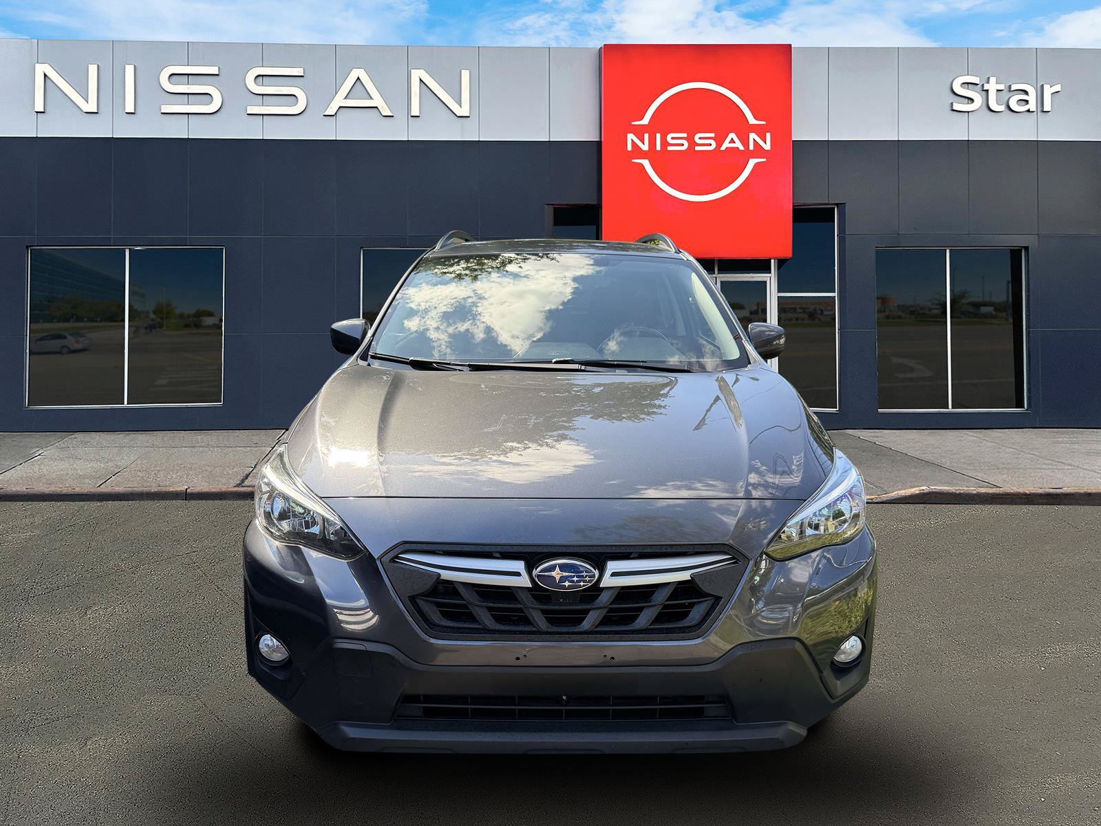 Used 2022 Subaru Crosstrek 2.0i Premium AWD/4WD image 2