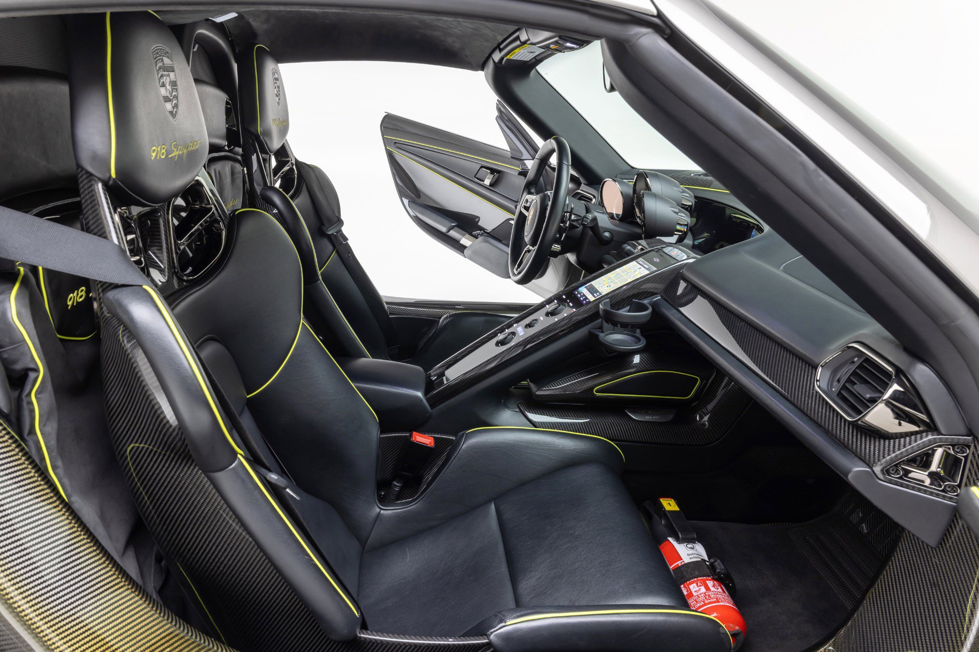 Used 2015 Porsche 918 Spyder AWD/4WD image 43