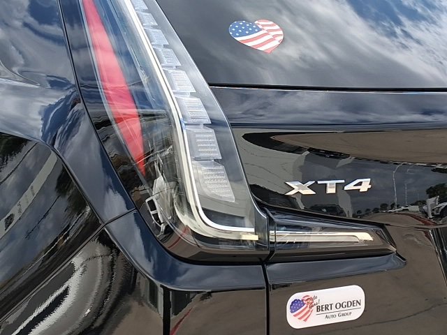 Used 2025 Cadillac XT4 Sport image 8