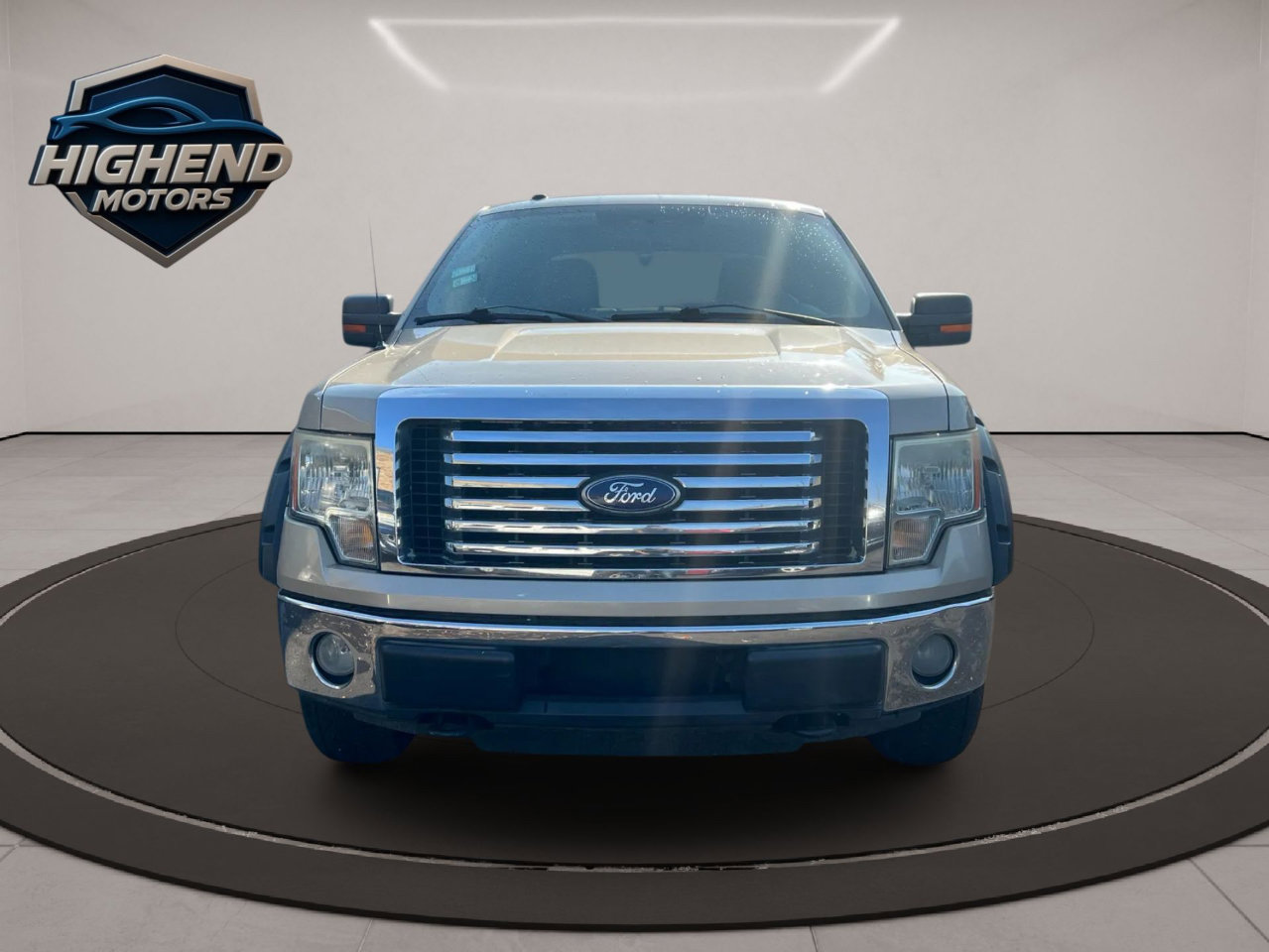 Used 2010 Ford F150 XLT image 9