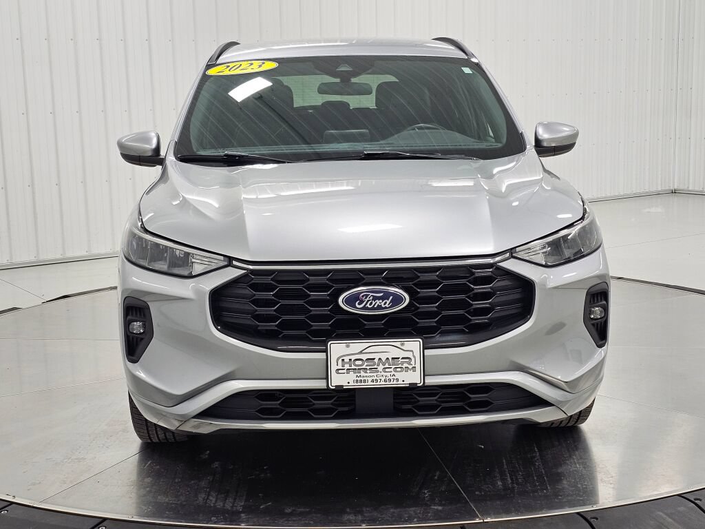 Used 2023 Ford Escape ST-Line Select AWD/4WD image 8
