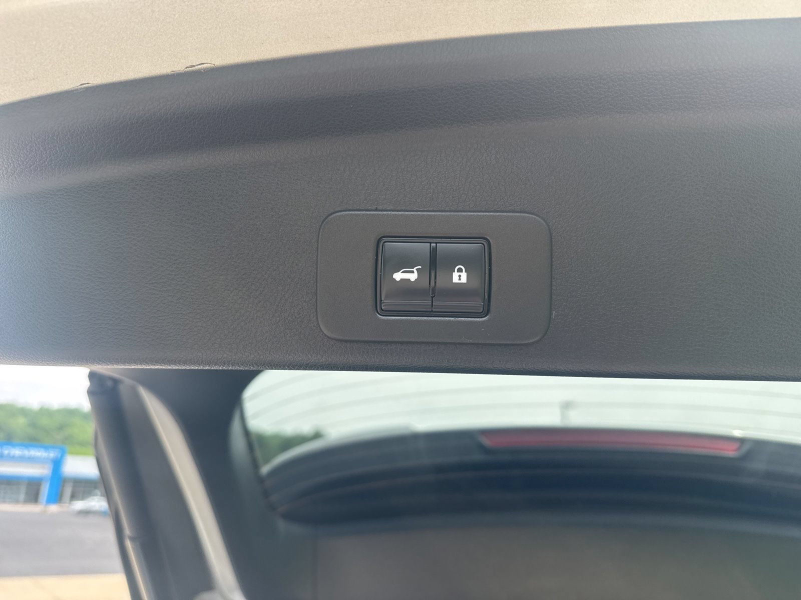 Used 2025 Nissan Murano SL AWD/4WD image 15