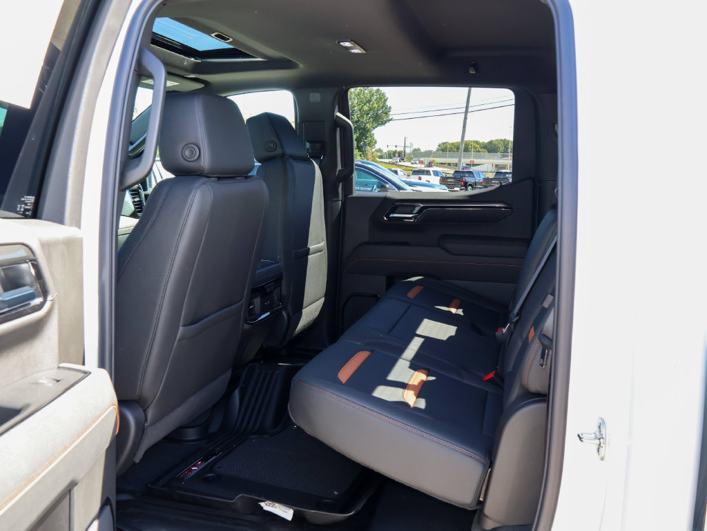 New 2026 GMC Sierra 1500 AT4 w/ AT4 Premium Package AWD/4WD image 10