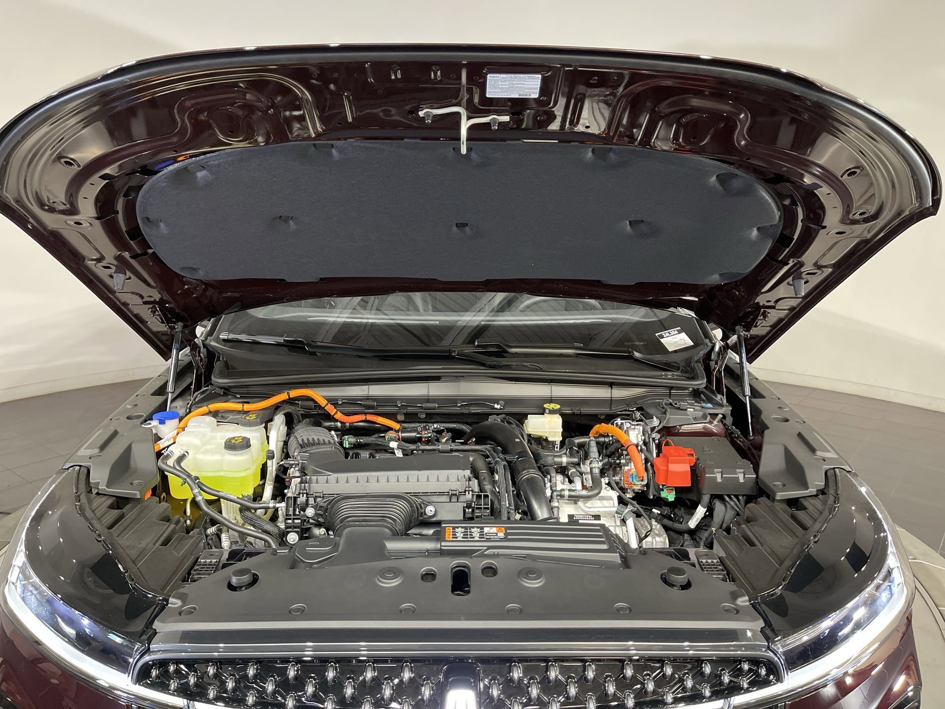 New 2024 Lincoln Nautilus Reserve w/ Equipment Group 202A image 37