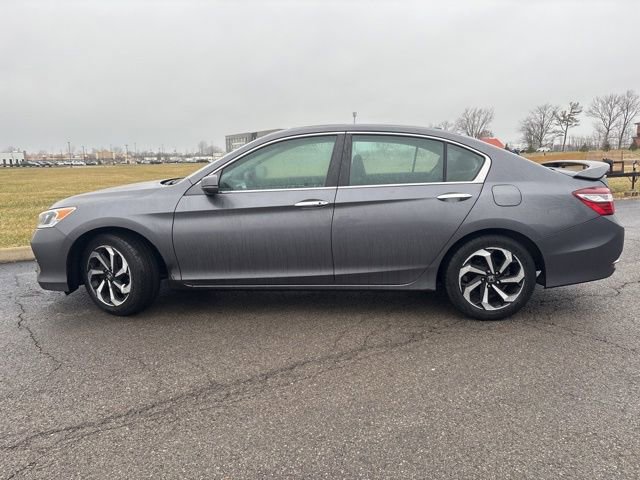 Used 2017 Honda Accord EX image 6