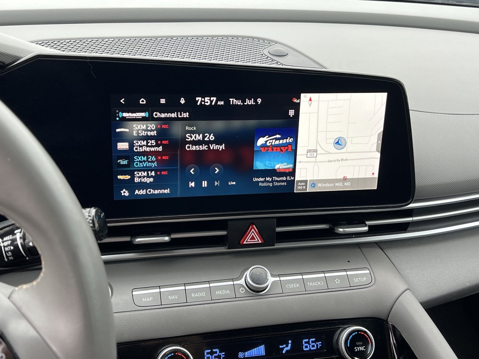 Used 2023 Hyundai Elantra SEL w/ Convenience Package FWD image 18