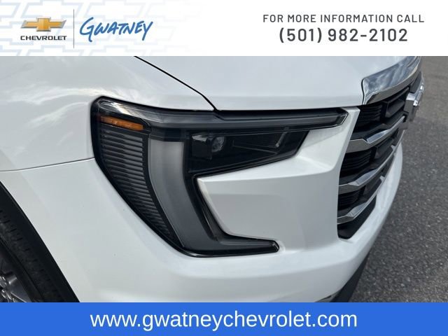 Used 2025 GMC Acadia Elevation FWD image 13