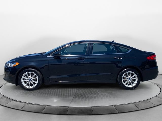 Used 2019 Ford Fusion SE FWD image 2