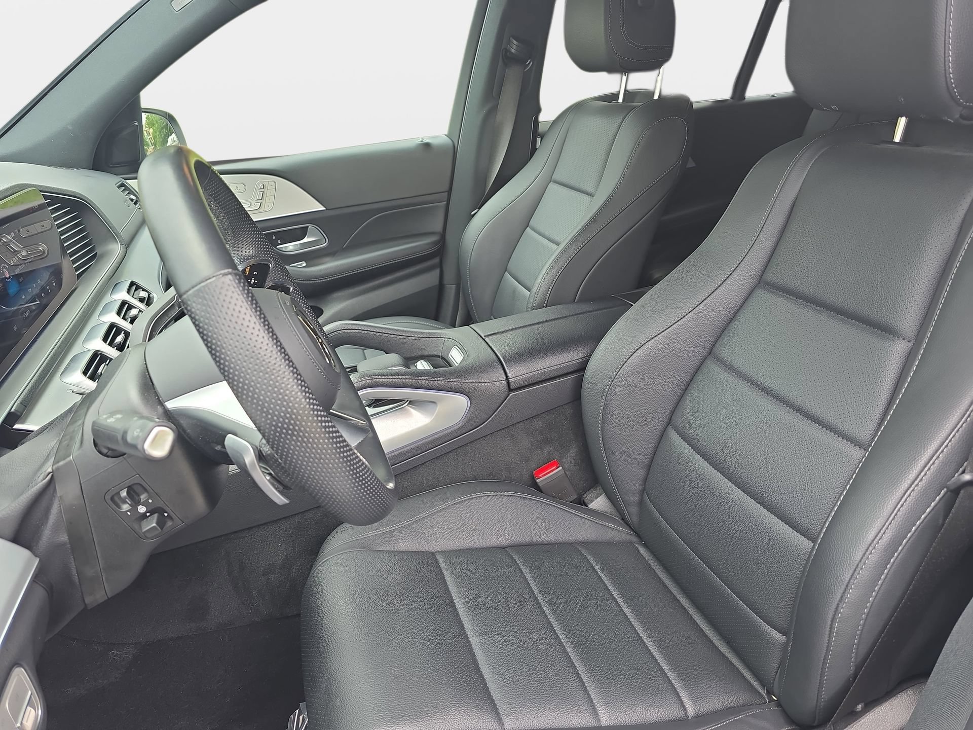 Certified 2024 Mercedes-Benz GLS 450 4MATIC image 15