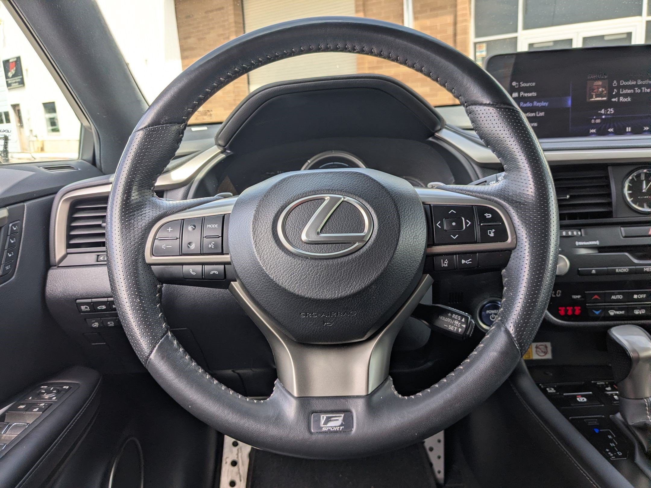 Used 2022 Lexus RX 450h F Sport w/ Cold Area Package (CT) AWD/4WD image 18