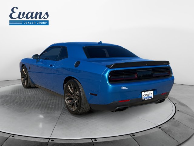 Used 2015 Dodge Challenger SRT Hellcat RWD image 4
