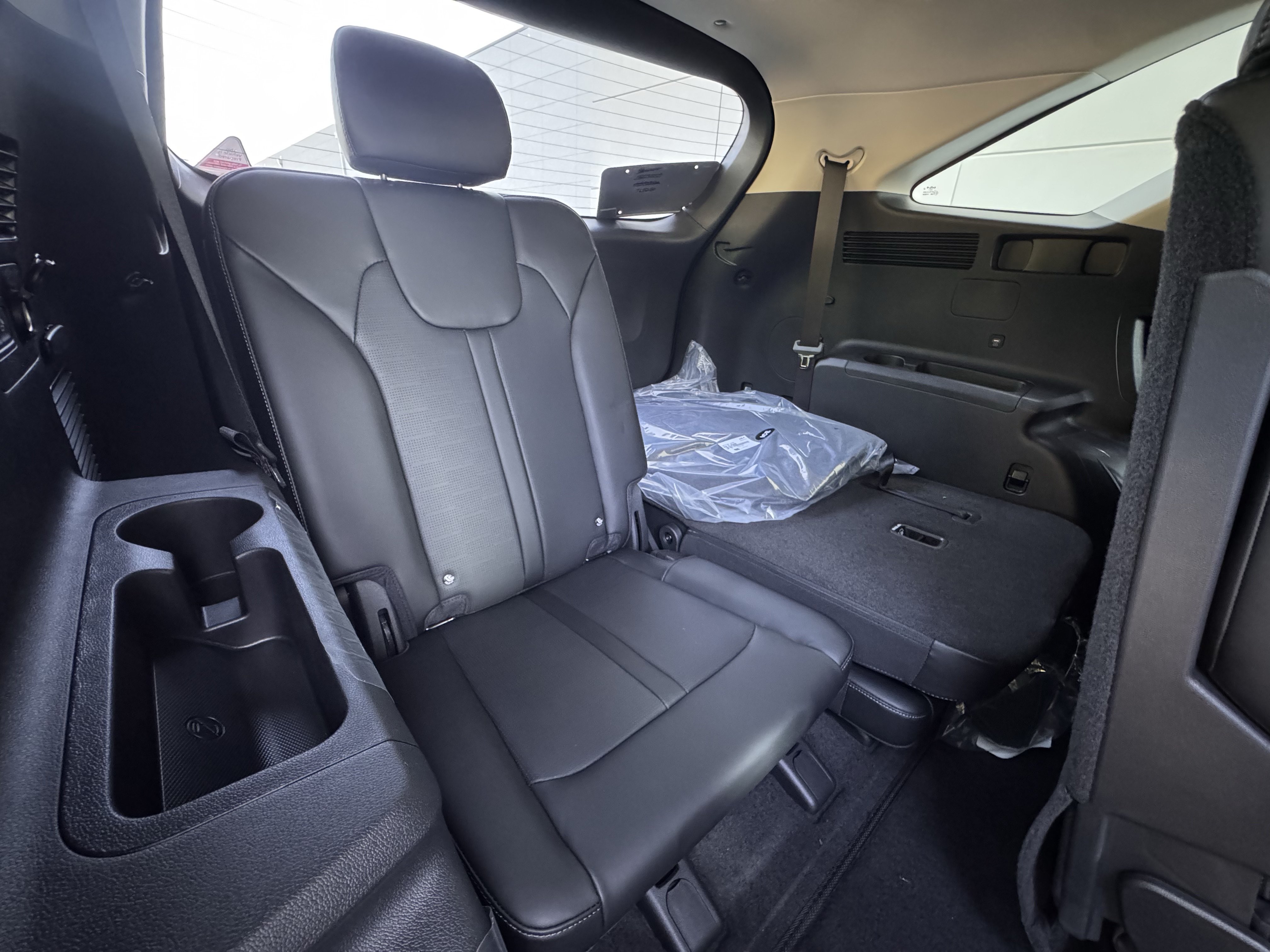 New 2026 Kia Sorento S FWD image 18