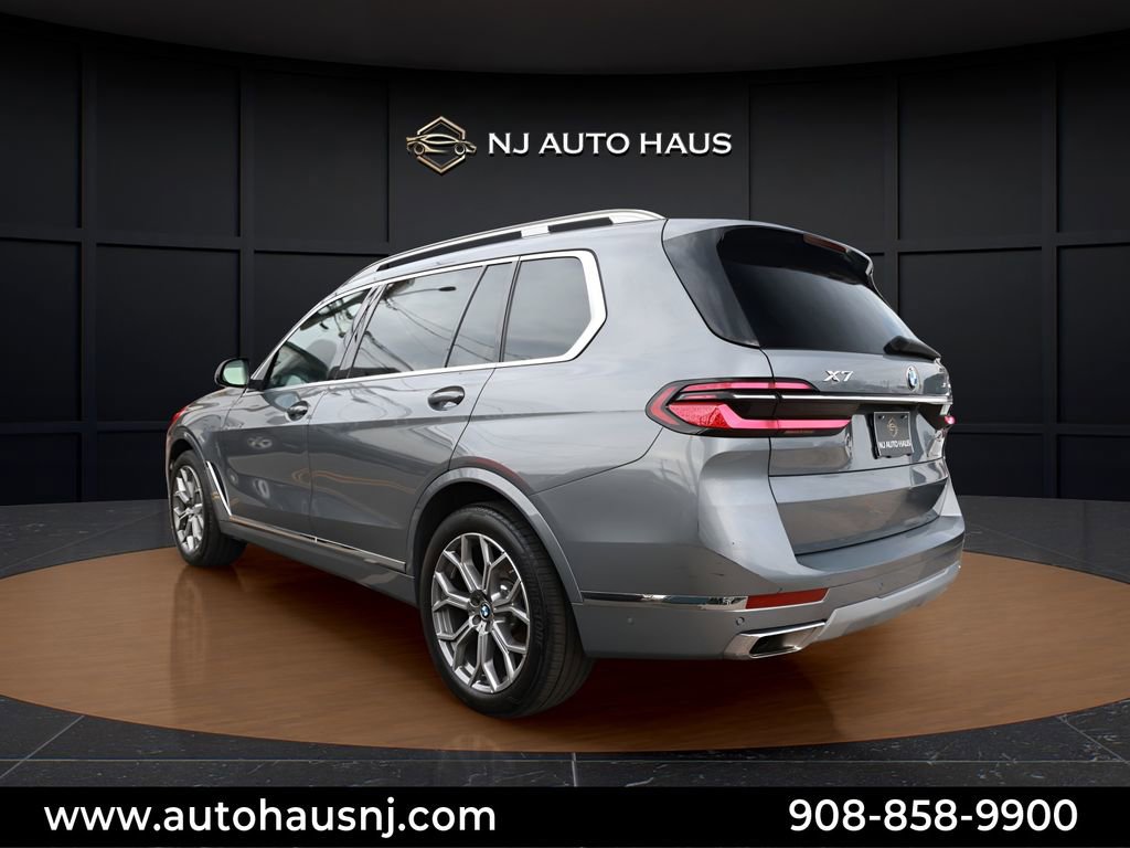 Used 2025 BMW X7 xDrive40i image 6