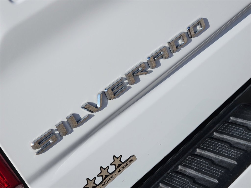 Used 2024 Chevrolet Silverado 1500 Custom image 10