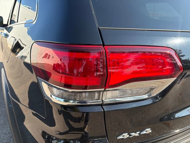 Used 2022 Jeep Grand Cherokee Limited image 41