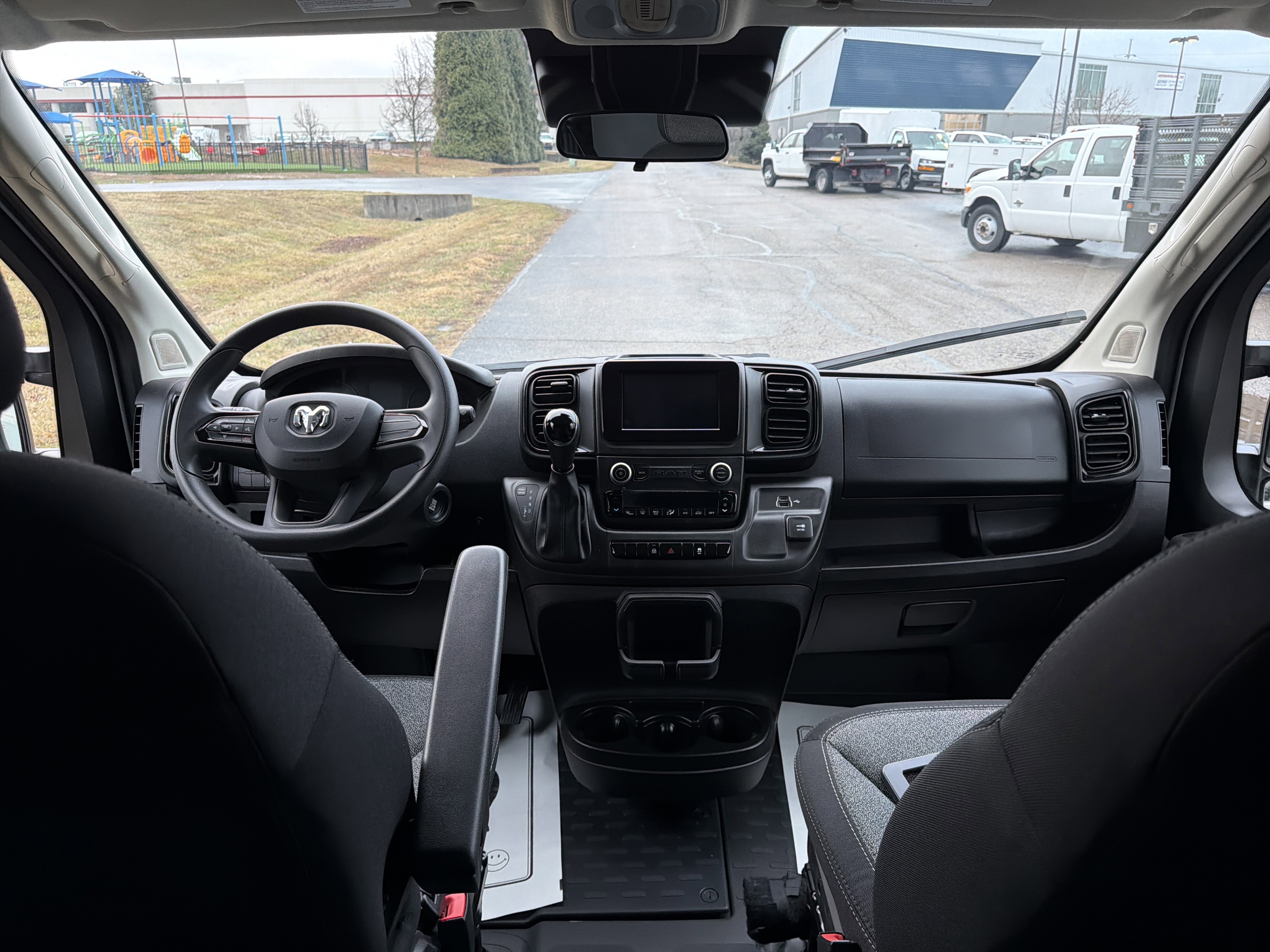 Used 2024 RAM ProMaster 2500 image 29