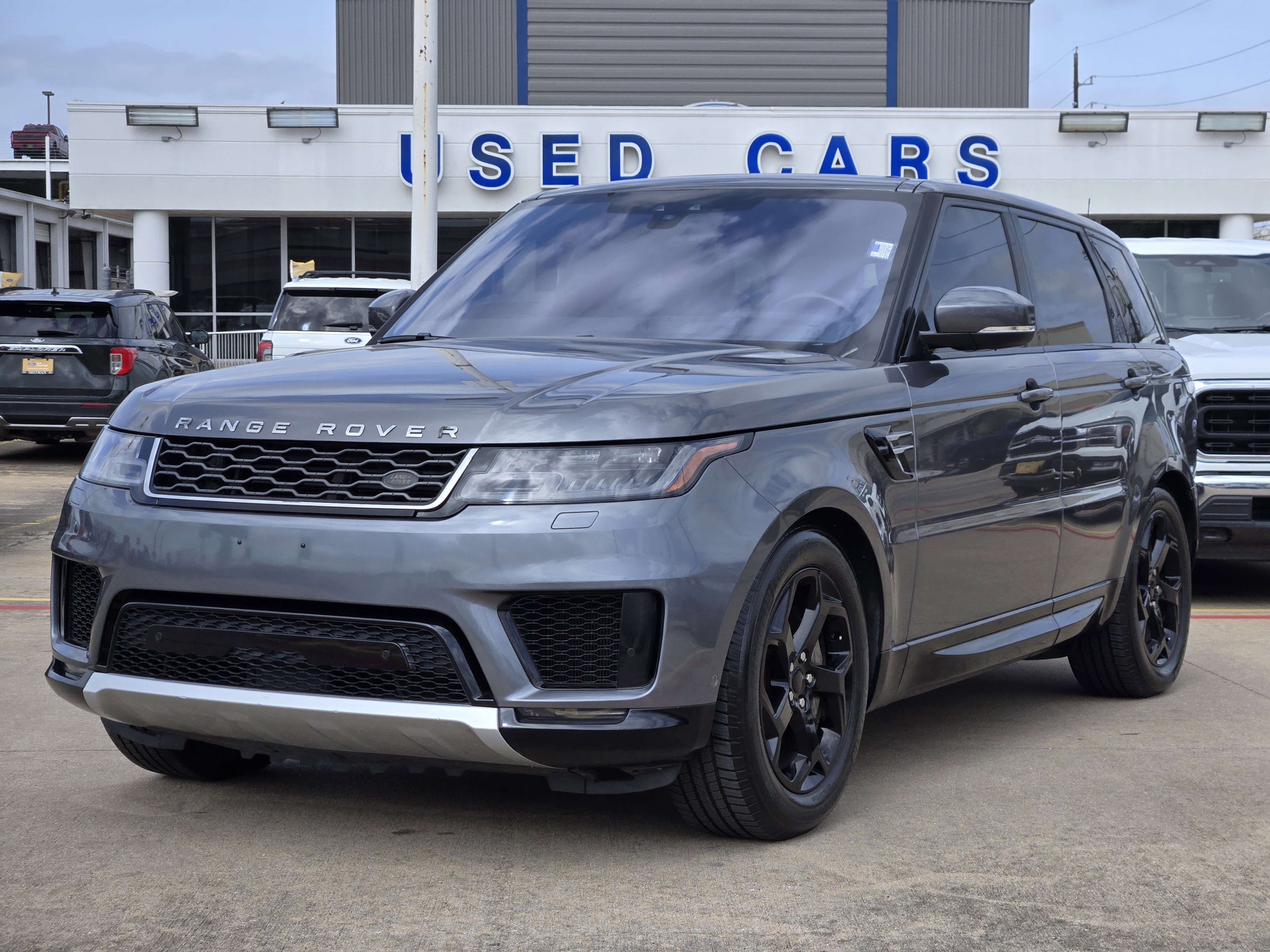 Used 2018 Land Rover Range Rover Sport HSE image 2
