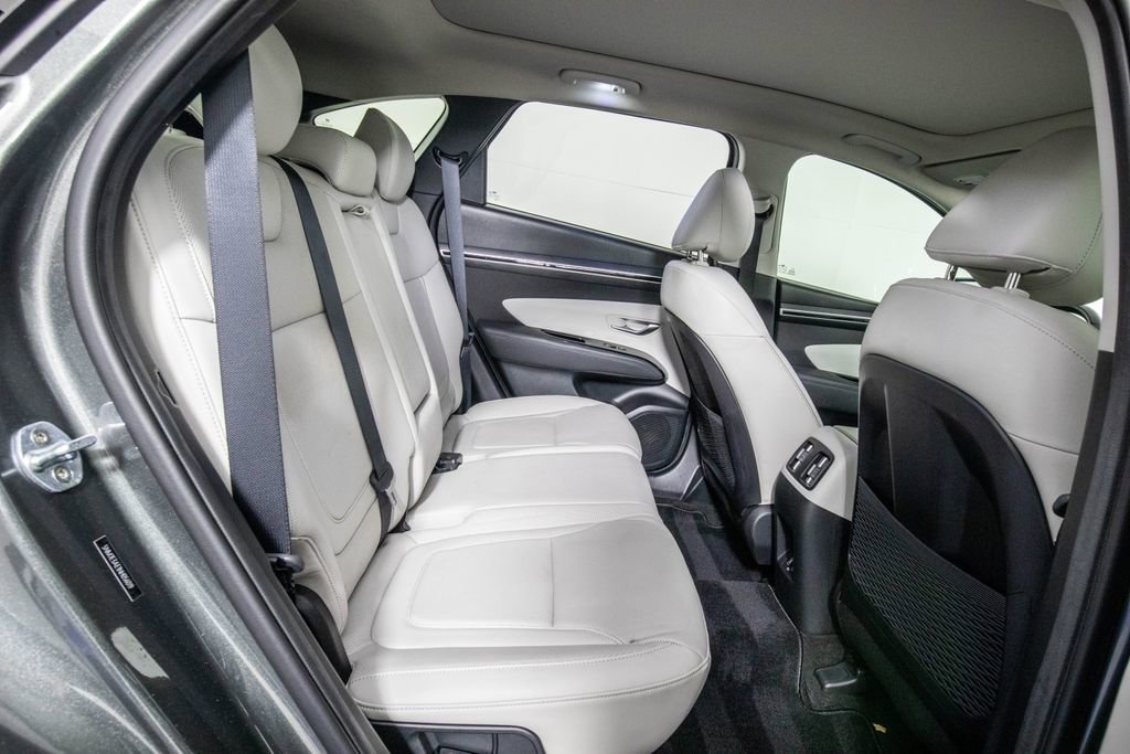 Used 2022 Hyundai Tucson Limited image 12