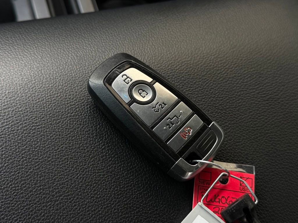 Used 2023 Ford F150 Lightning Lariat w/ Max Trailer Tow Package image 31