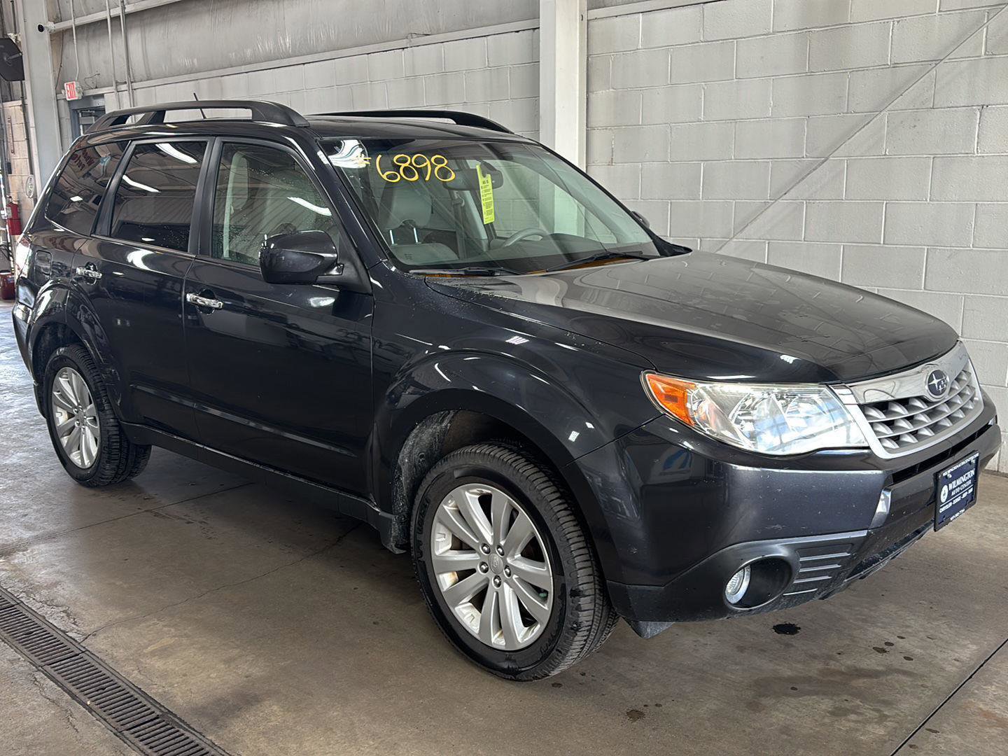 Used 2013 Subaru Forester 2.5X Limited AWD/4WD image 2