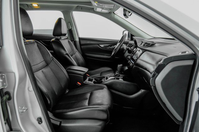 Used 2018 Nissan Rogue SL w/ Premium Package image 33