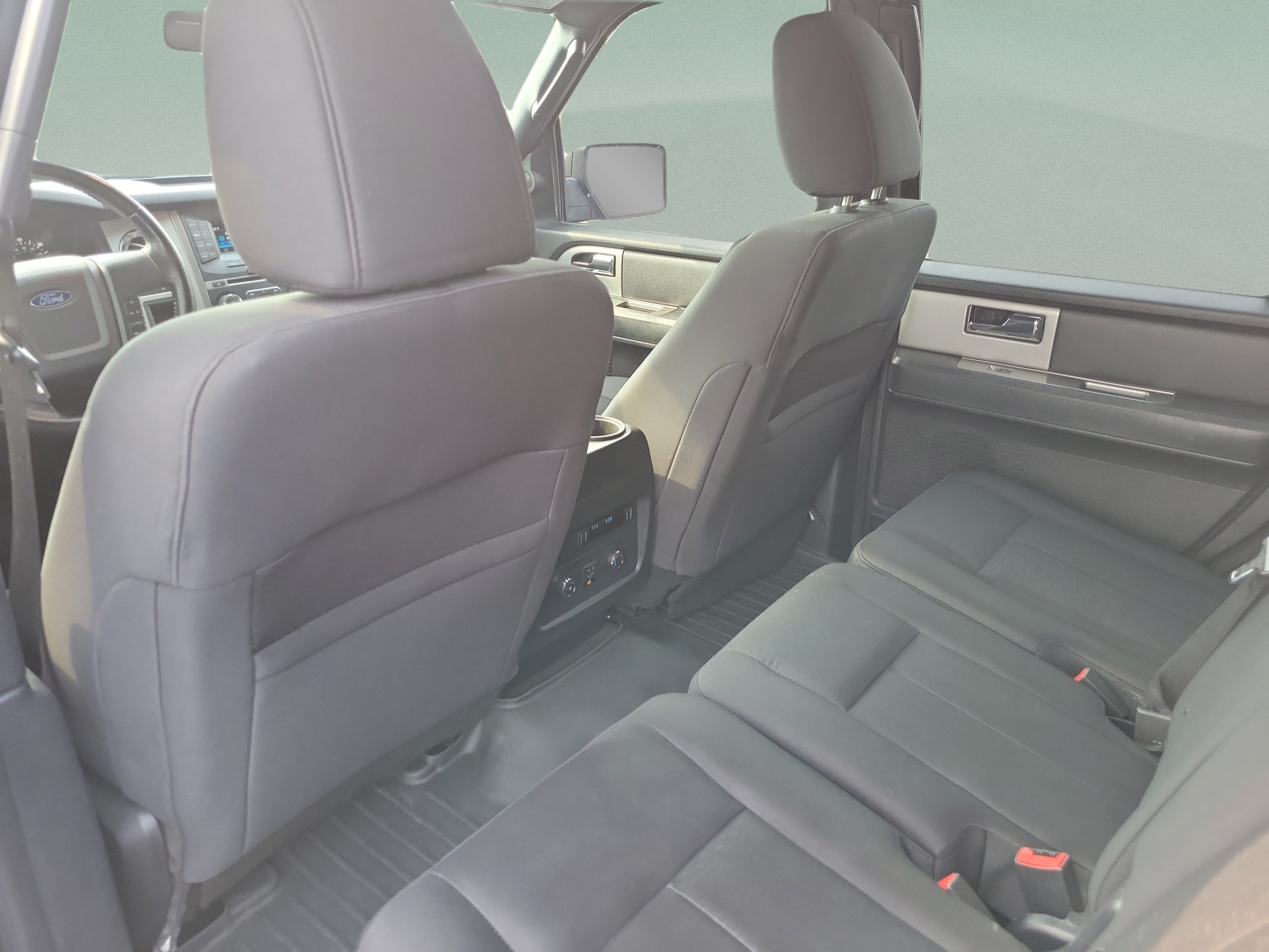 Used 2017 Ford Expedition XLT AWD/4WD image 9
