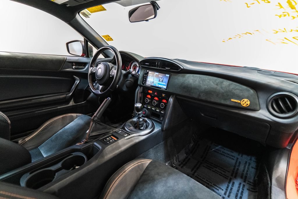 Used 2017 Toyota 86 860 Special Edition RWD image 14