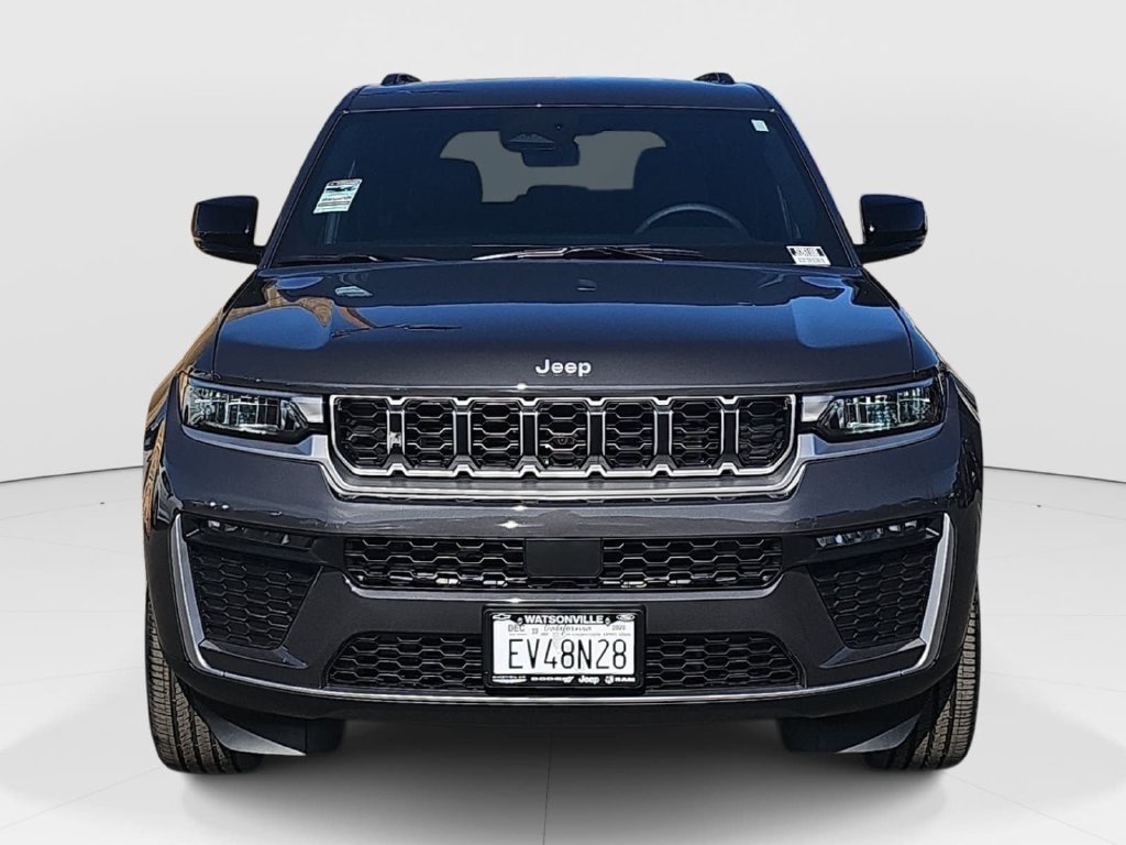 Used 2026 Jeep Grand Cherokee Limited AWD/4WD image 8