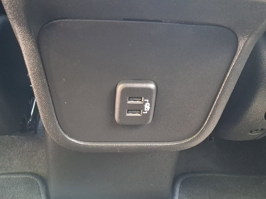 Used 2023 Chevrolet Equinox LT FWD image 11