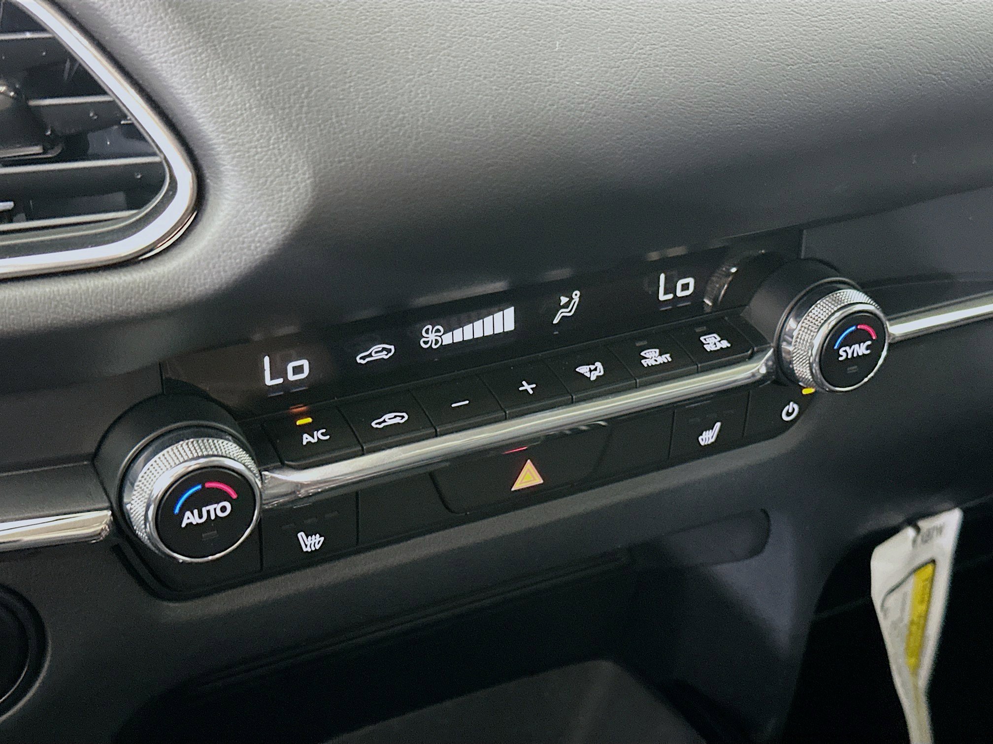 Used 2025 MAZDA CX-30 AWD 2.5 S w/ Premium Package image 24