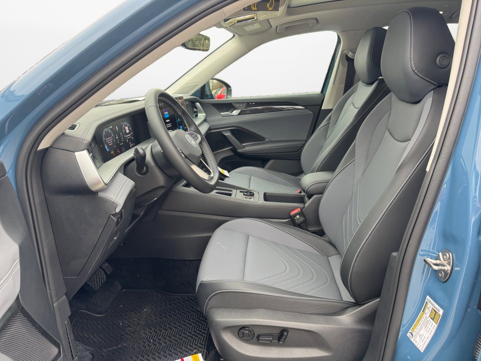 New 2026 Volkswagen Tiguan SE AWD/4WD image 9